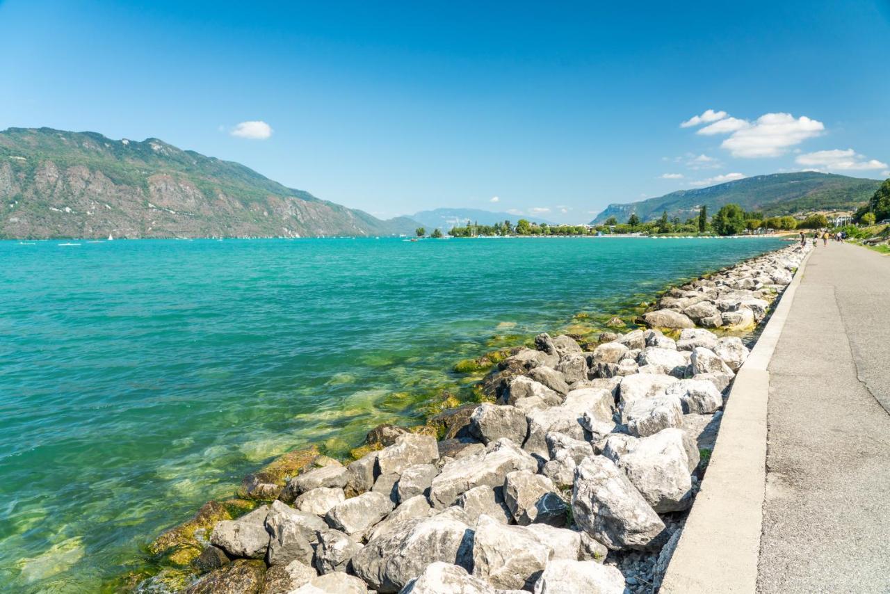 Cabana & Fenetre Sur Lac - Terrasse & Parking Tresserve Εξωτερικό φωτογραφία